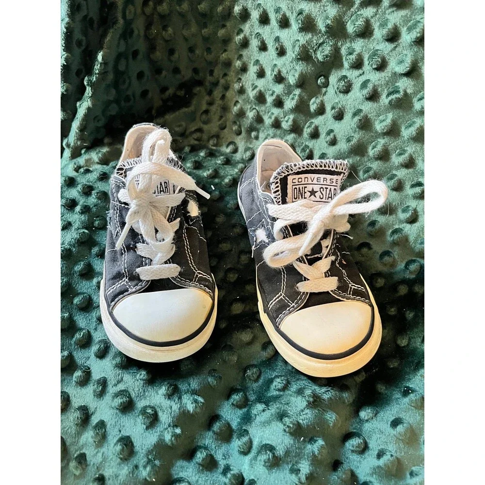 Converse All Star little kid size 9 9c black low top shoes sneakers